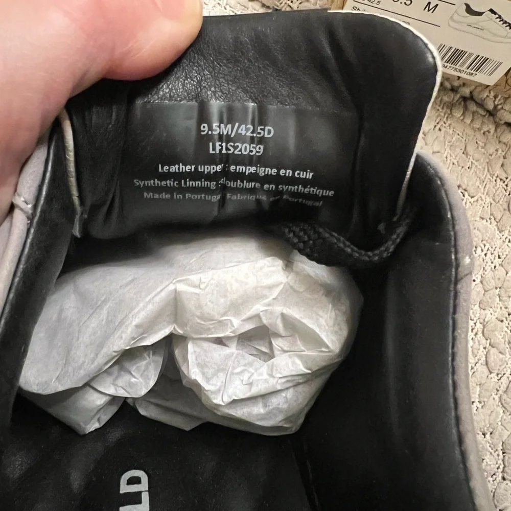 Karl Lagerfeld men shoes size 9.5 NWT